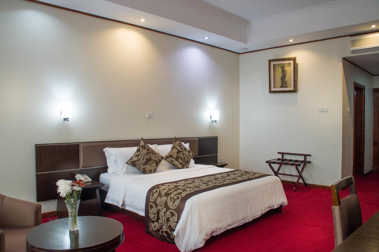 เลควิว รีสอร์ต โฮเต็ล Hotel Mbarara ภายนอก รูปภาพ