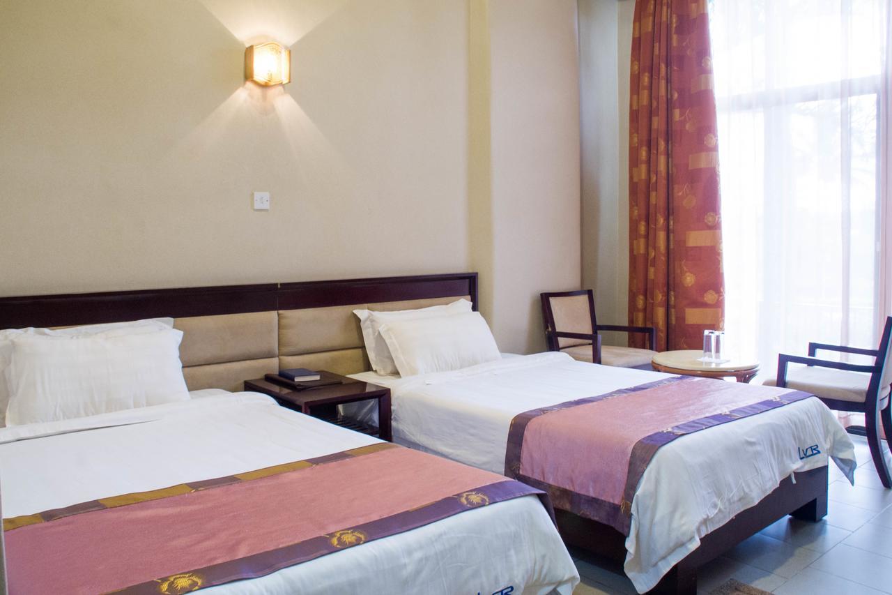 เลควิว รีสอร์ต โฮเต็ล Hotel Mbarara ภายนอก รูปภาพ